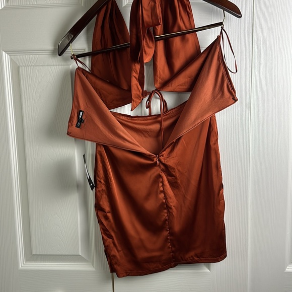 NWT SUPER SEXY copper halter dress - Picture 8 of 8